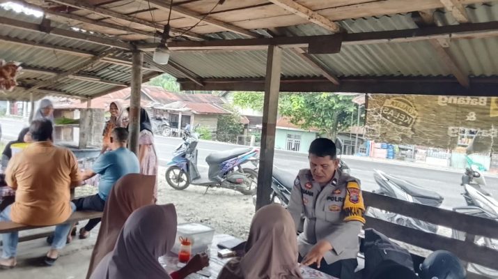 Bhabinkamtibmas Polsek Batang Angkola sambang warga Desa Mondang