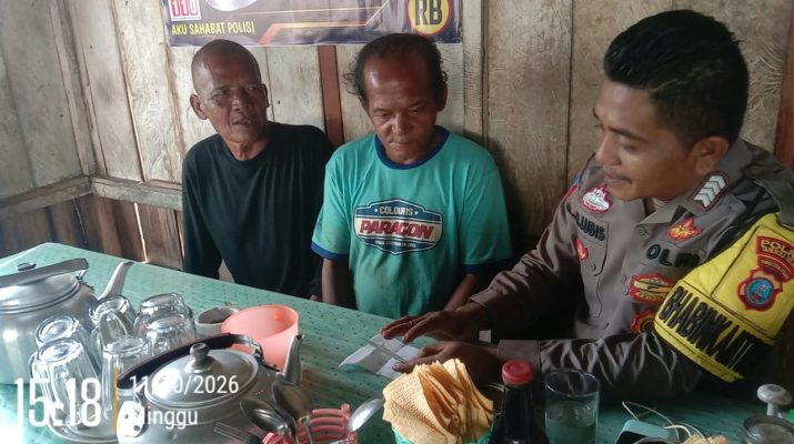Bhabinkamtibmas Polsek Saipar Dolok Hole daftar warga Perlinsos