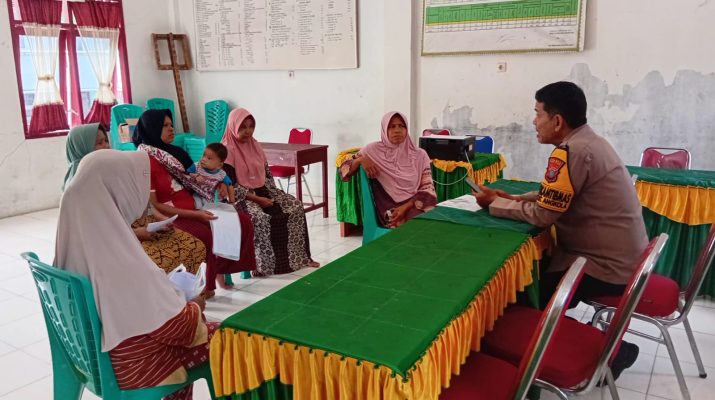 Bhabinkamtibmas Polsek Batang Angkola sosialisasi kamtibmas di Sayurmatinggi